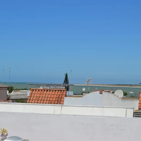 Torre De Arena Y Playa Sanlucar de Barrameda